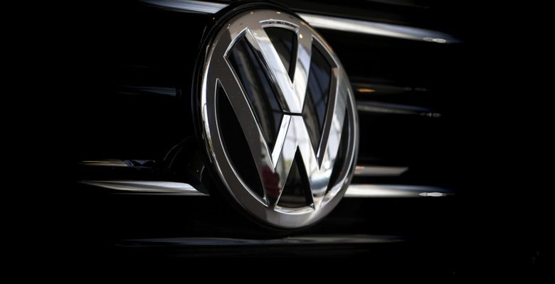 Volkswagen’de büyük kesinti: Üretim durduruldu!