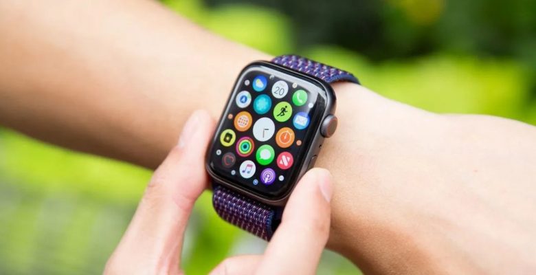 Apple Watch Ultra için parlaklık şikayetleri geliyor