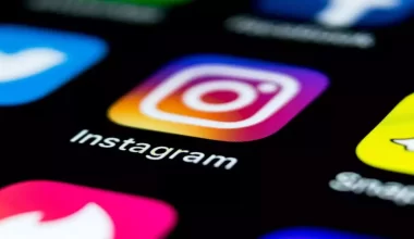 Instagram yeni çıkartma özelliğini test ediyor