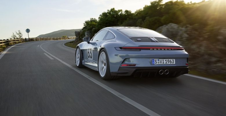 Porsche 911 S/T sahipleri arabayı 1 yıl kiralık kullanacak