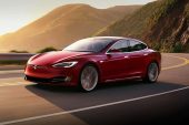 Tesla, müşterilerin Model 3 siparişini 8 yıldır teslim etmemiş!